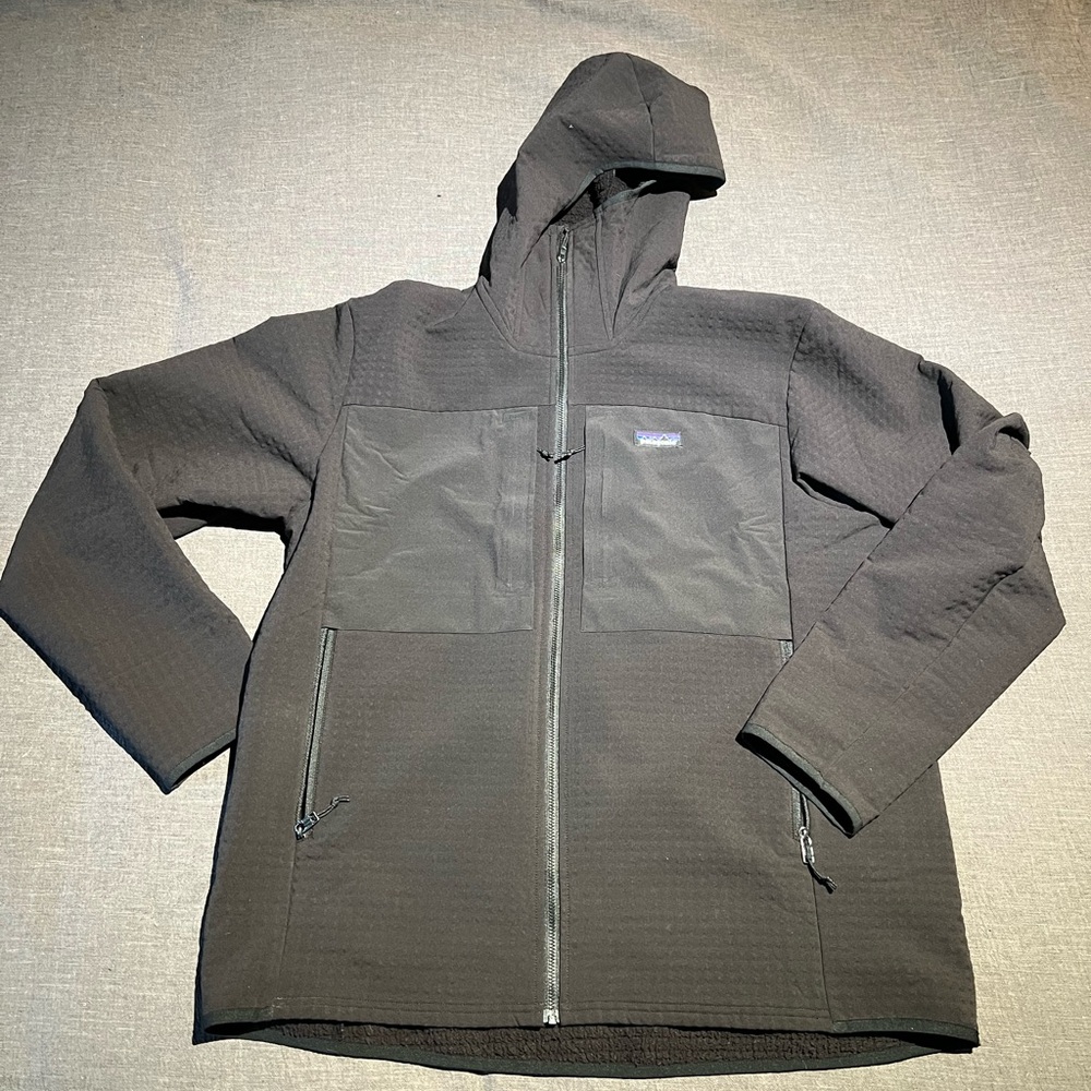 Patagonia Men's R2 Tech Face